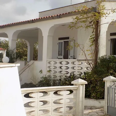 Holiday home Ulivi